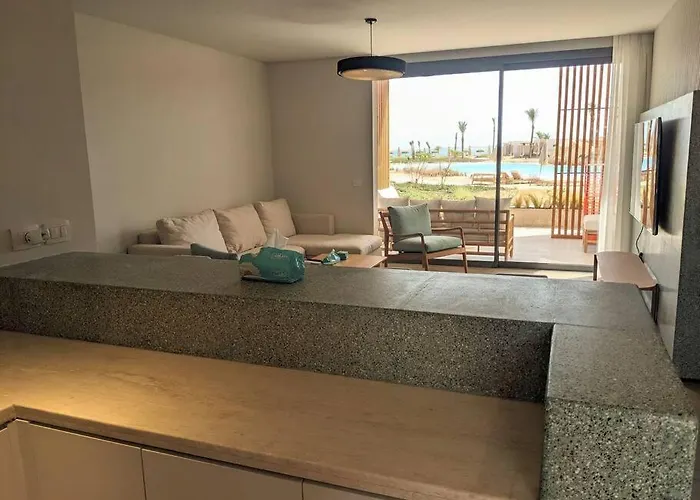 Villa Somabay 2br Grand Minutes From Pool & Sea *