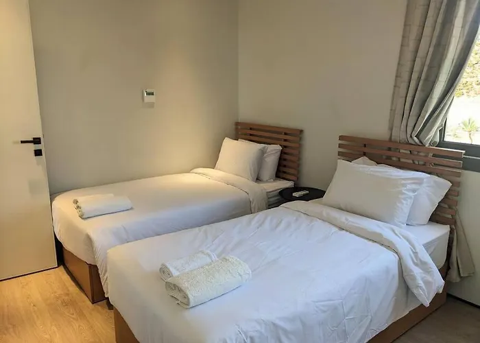 Villa Somabay 2br Grand Minutes From Pool & Sea *